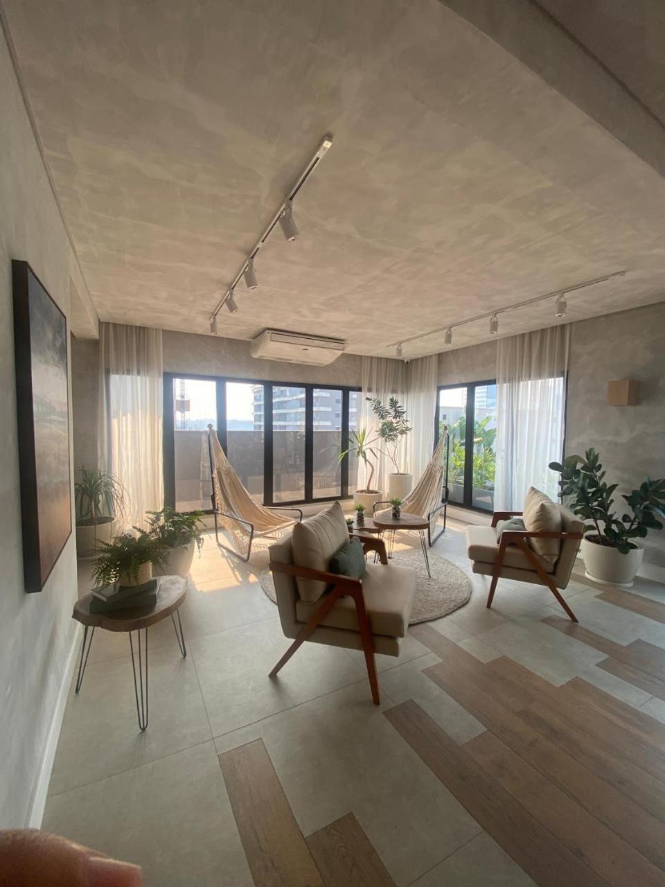 Contemporaneo Na Olimpia Apartamento *